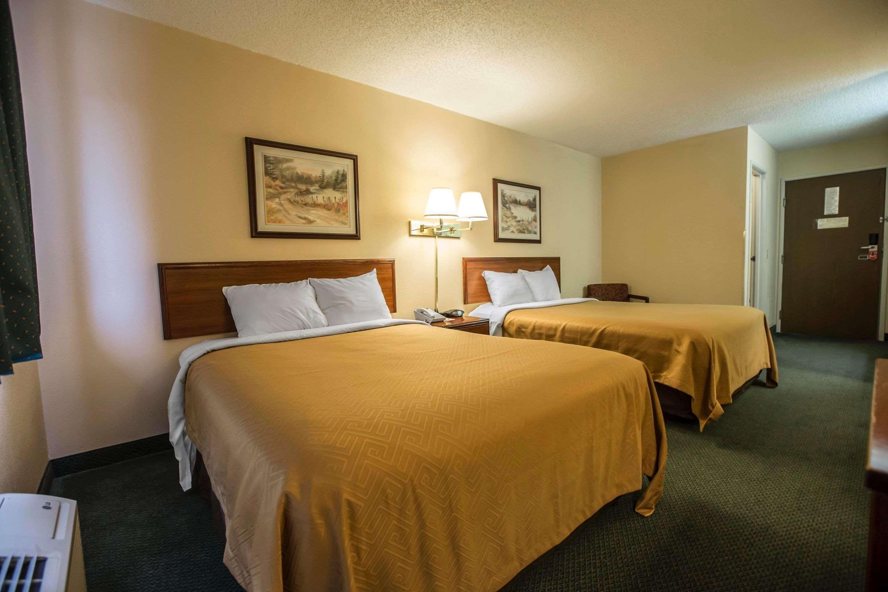 Econo Lodge Princeton Exteriör bild