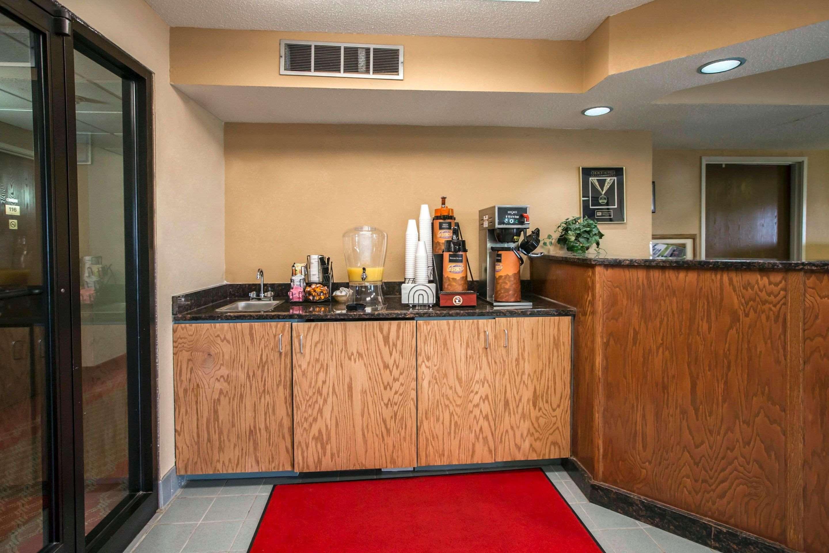Econo Lodge Princeton Exteriör bild