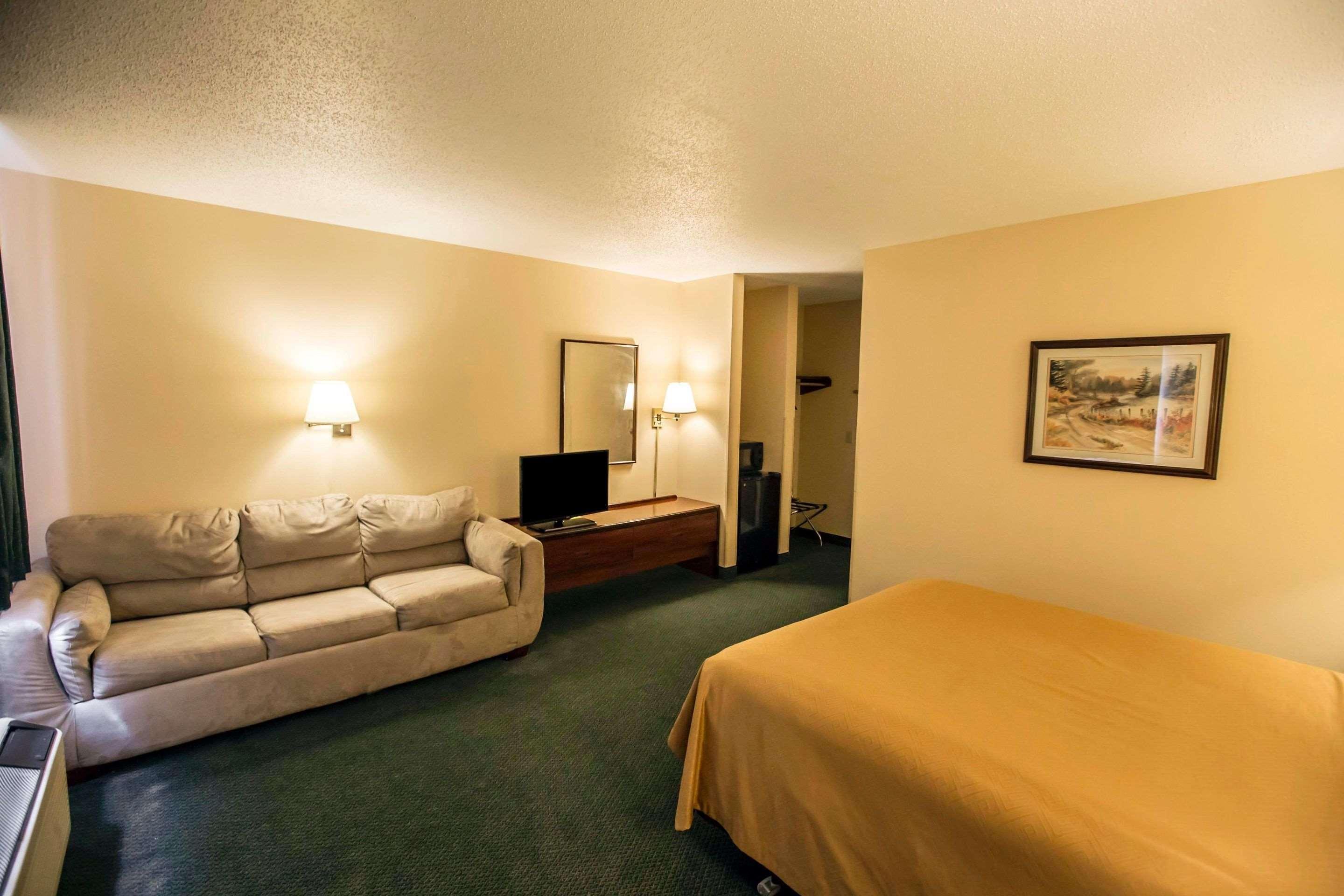 Econo Lodge Princeton Exteriör bild