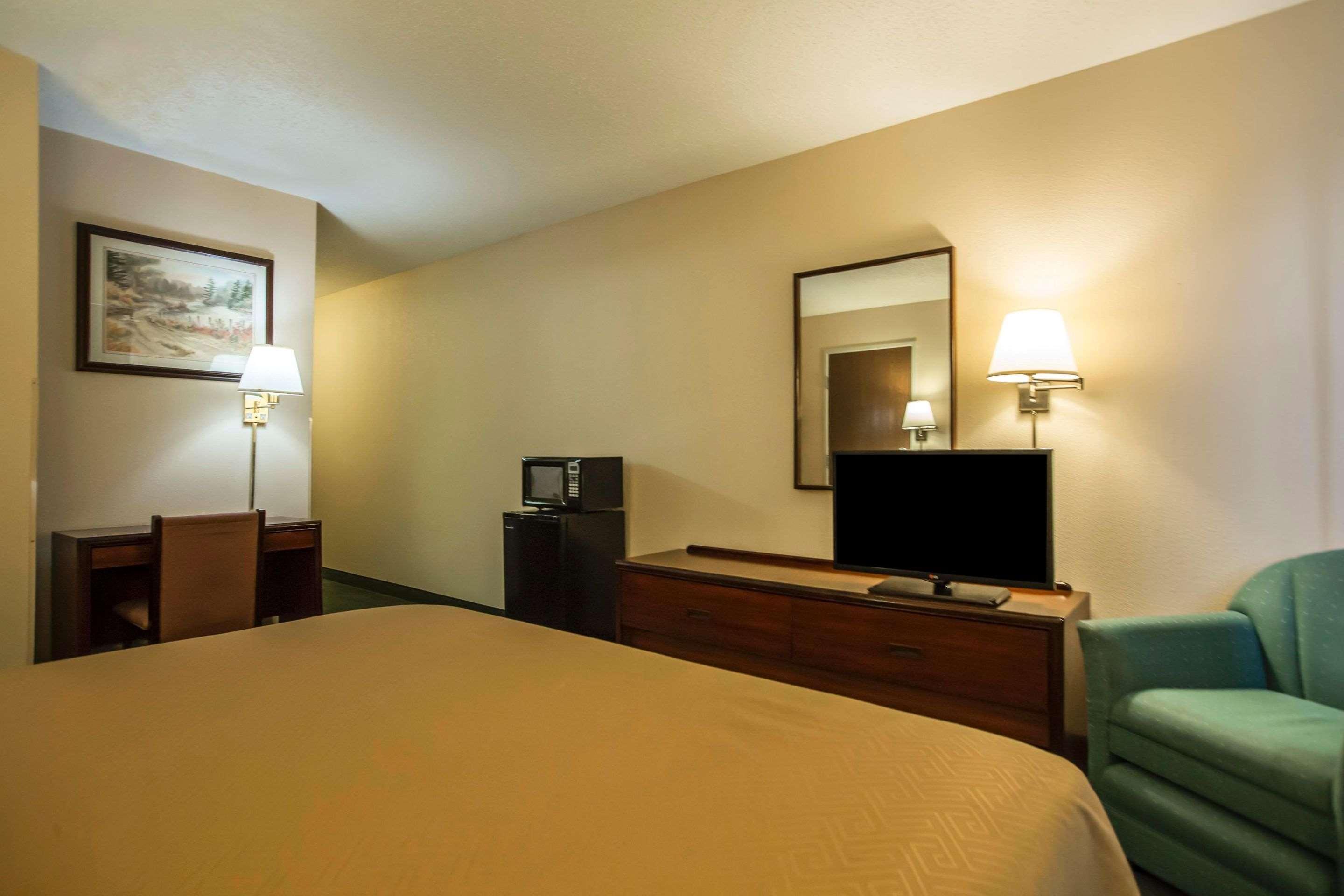 Econo Lodge Princeton Exteriör bild